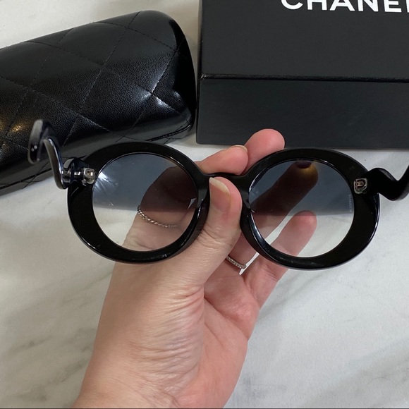 CHANEL s5018 Runway Edition Sunglasses - Picture 6 of 8